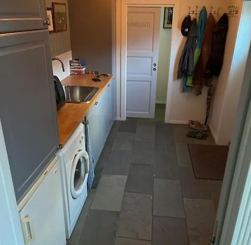 Koselig Gammelt Gårdstun * Stavanger