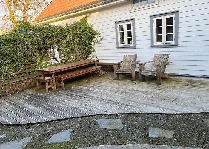 Koselig Gammelt Gardstun Apartment