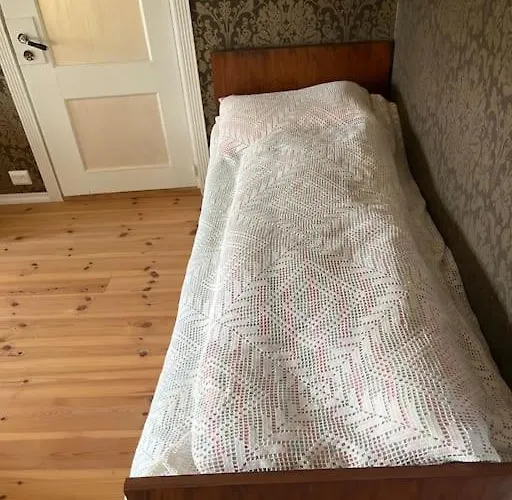 Koselig Gammelt Gårdstun Stavanger