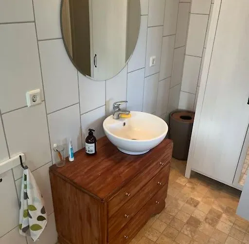 Koselig Gammelt Gårdstun * Stavanger