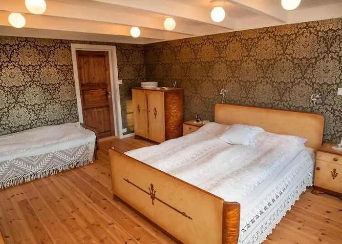 Koselig Gammelt Gardstun