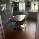 Leilighet Koselig Gammelt Gårdstun Stavanger